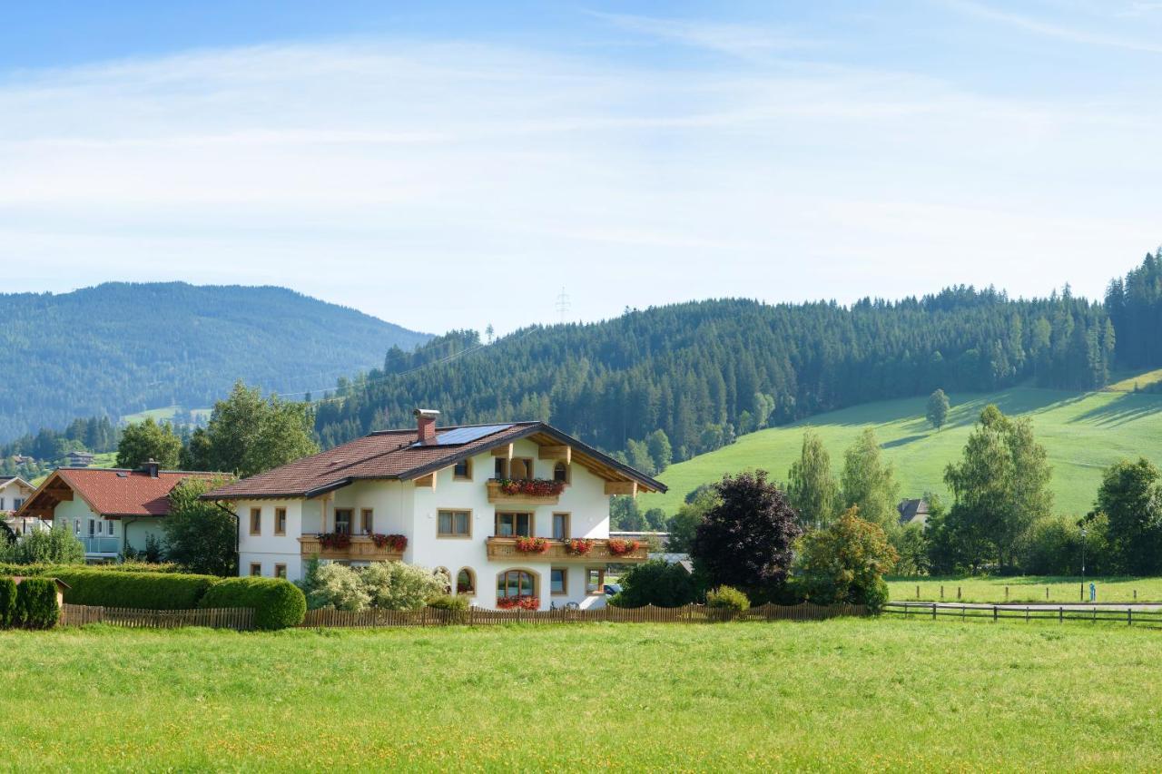 Appartement-Gaestehaus Ursula Φλαχάου Εξωτερικό φωτογραφία