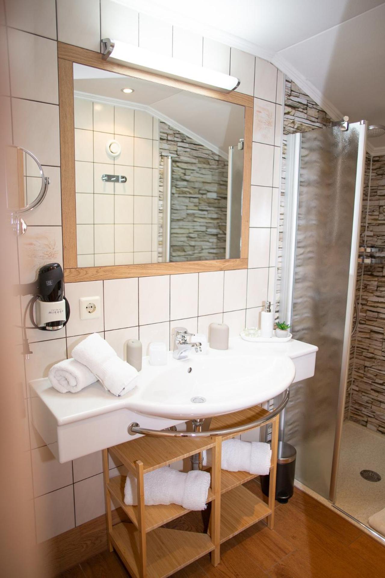 Appartement-Gaestehaus Ursula Φλαχάου Εξωτερικό φωτογραφία