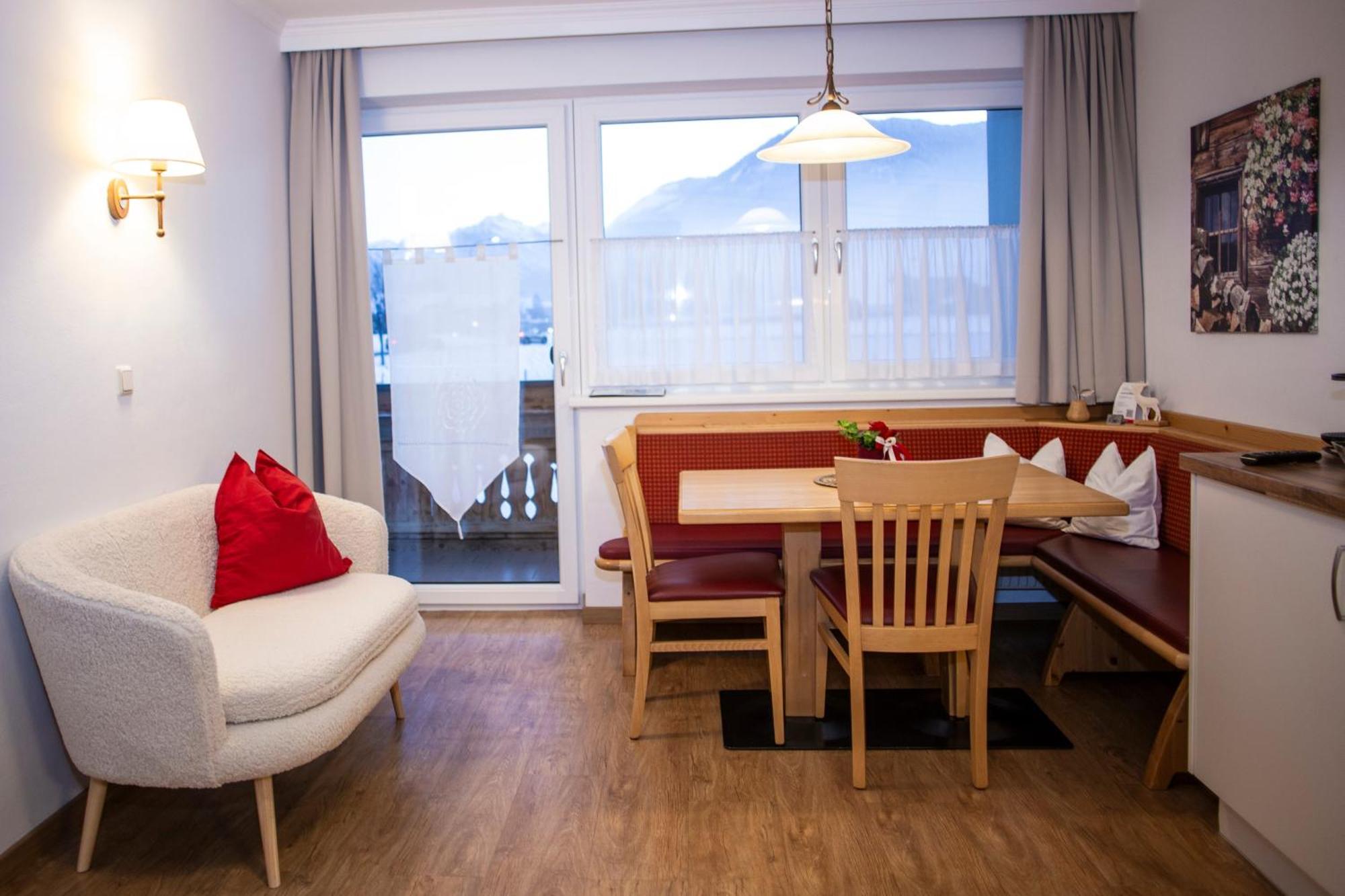 Appartement-Gaestehaus Ursula Φλαχάου Εξωτερικό φωτογραφία
